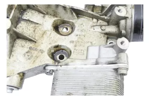 VW Polo Golf Ölkühler Halter 06J903143AH BZB Halter Lichtmaschine (125662)
