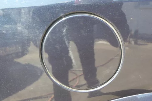 Audi A2 8Z Tankdeckel Klappe Tankklappe Deckel Tank schwarz LY9B