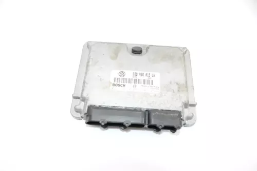 VW Passat 3B Steuergerät Motor 038906018GA AFN 81kw TDI 110PS Motorsteuergerät
