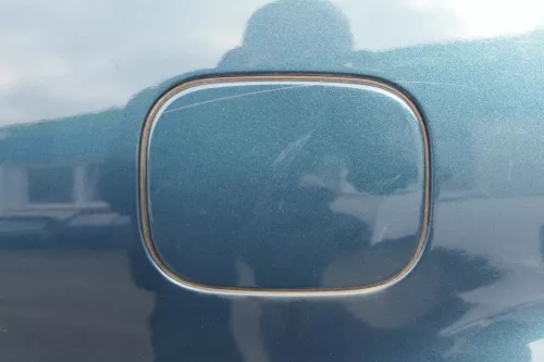 VW Bora Limousine Tankdeckel Deckel Tank Tankverschluß grün LC6X