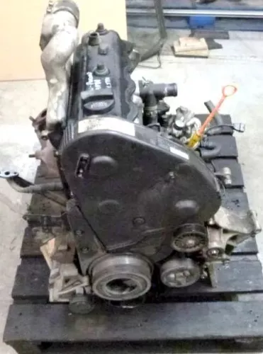 VW Passat 3B A4 B5 Motor 1,9 TDI 66kw 90PS AHU / AHH Motor - 169.000km