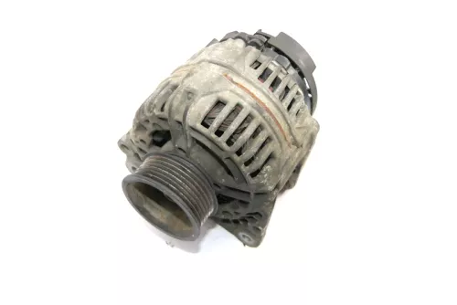 VW T4 Lichtmaschine Generator 074903027K 90A 14V Bosch (126152)