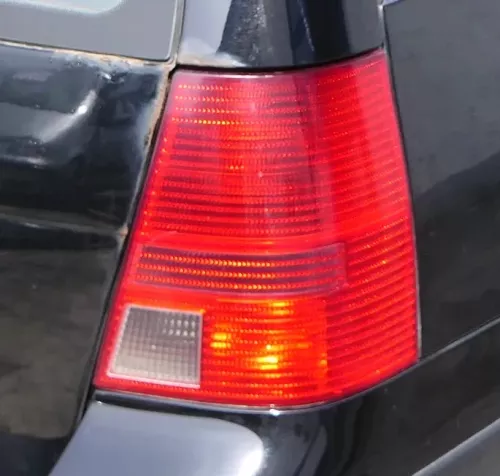 Golf 4 Variant Kombi Rücklicht hinten rechts Rückleuchte Heckleuchte rot (126249)