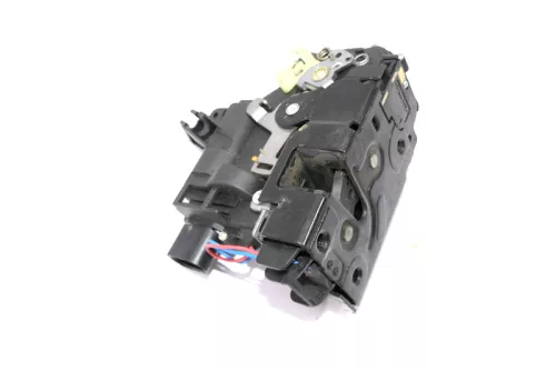 Seat Leon Octavia Stellmotor Tür Türschloß mit Zentralverriegelung rechts vorne (126284)