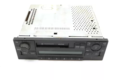 VW Golf 4 Bora Polo Radio Alpha 6X0035153A original mit Code (126413)
