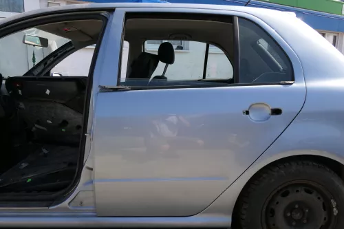 Skoda Fabia 6Y Limousine Stufenheck Tür hinten links grau silber LF7U (126635)