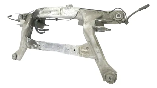 VW Passat 3C Gol Quattro Allrad Achse hinten Hinterachse Achsträger 4-Motion Alu
