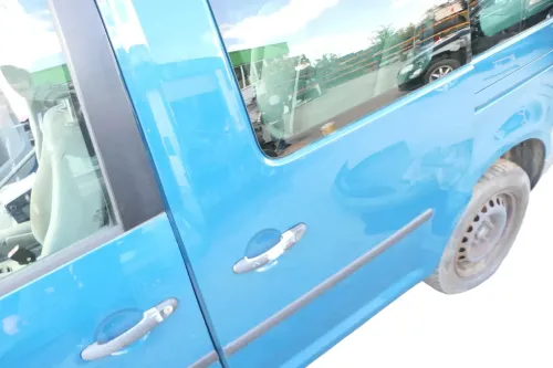 VW Caddy 3 2k Tür hinten links blau grün LN6F Scheibe Schiebetür (127595)