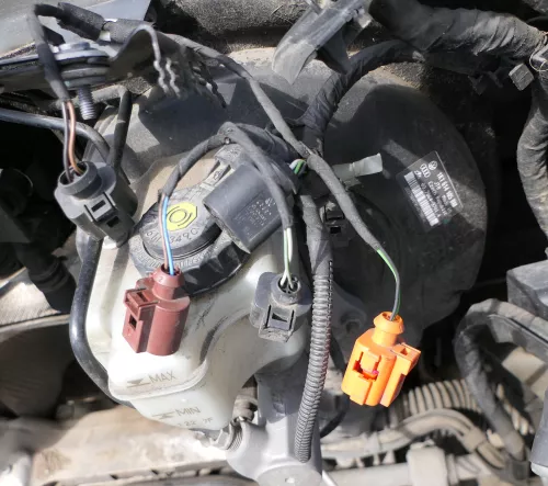 VW Golf 5 Eos Touran Bremskraftverstärker Bremskraftregler 1K1614105BM (127732)
