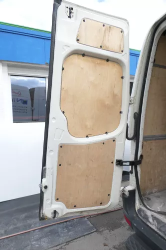 VW Crafter Seite Verkleidung Tür hinten rechts Schiebetür alles aus Holz Abdecku (128131)
