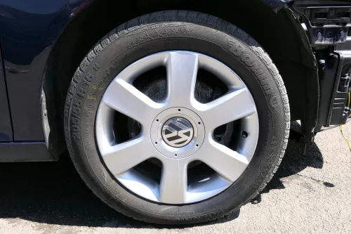 VW Golf 5 Touran Alufelgen Winterreifen M&S Reifen Felgen 205/55 R16 91H - 3-4mm