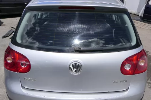 VW Golf 5 V Heckklappe hinten Kofferraumklappe mit Scheibe silber grau LA7W re (128517)