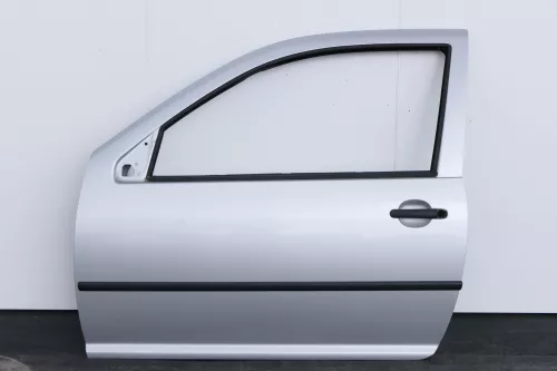 VW Golf 4 Tür vorne links Fahrertür 2/3-Türer silber  (128573)