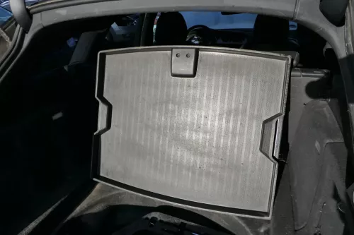 Audi A4 B8 8K Variant Kombi Verkleidung Teppich Kofferraum schwarz 8T0863463 (128967)