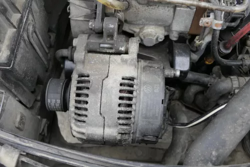 VW Golf 3 TDI T4 Lichtmaschine Generator 028903018C 120A 028903025S