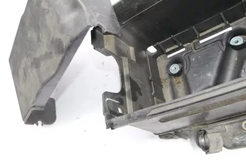 VW Polo 9N 9N3 Batteriekasten Kasten Abdeckung Batterie 6Q0915419G Deckel (129040)