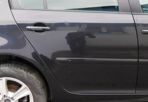 VW Golf 5 V 1K Tür nur das Türblatt hinten rechts 4/5-Türer schwarz LC9Z meta