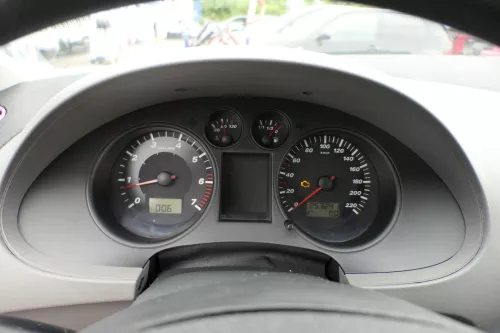 Seat Ibiza 6L Tacho Tachometer Kombiinstrument 253.000km 6L0920820F 1,2 47kw 1,4