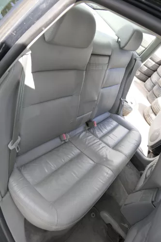 VW Passat 3BG Limousine Sitz Rückbank Rücksitzbank Sitzfläche Sitze Leder grau  (129767)