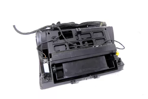 VW Passat 3C B7 Handschuhfach Handschuhfachdeckel Deckel Klappe braun (129932)