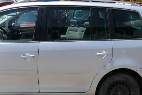 VW Touran 1T3 1T Tür hinten links Fahrerseite silber LA7W reflexsilber 189,99