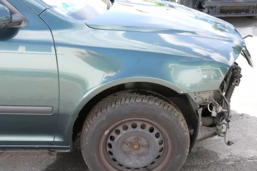 Skoda Octavia 1Z Kotflügel vorne rechts grün LF6K auch Kombi - Delle (130274)