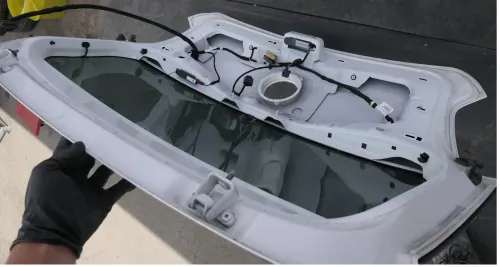 VW Polo 6R 6C Heckklappe Kofferraumklappe Klappe Scheibe weiß L0K1 (130365)