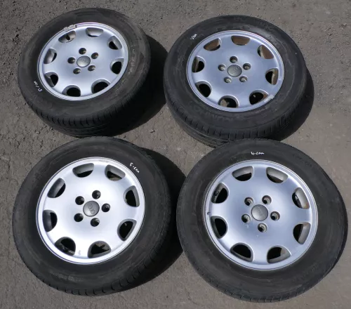 Audi A4 B5 A6 4B Alufelgen 205/60 R15 91H 6jx15H2 ET45 Reifen Felgen 5-6mm Ronal (130405)