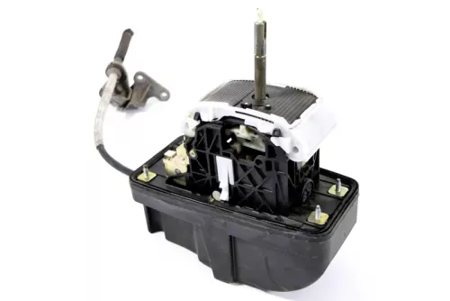 Audi A4 8E Schaltkulisse Automatikgetriebe Automatik 8E1713111P 2,5 TDI BDG (140079)
