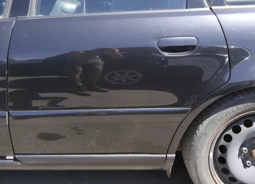 Audi A4 B5 Tür nur Türblatt hinten links schwarz LZ9W ebonyschwarz - Facelift