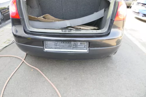 VW Golf 5 1K Limousine Stoßstange hinten Heckstoßstange schwarz LC9Z me