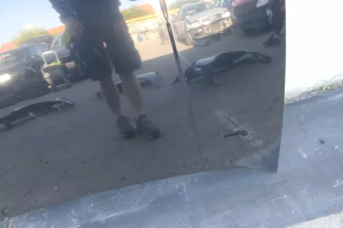 VW Golf 4 Motorhaube Haube Klappe vorne schwarz L041 uni Lack 140555 (140555)