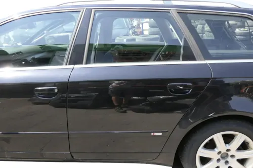 Audi A4 B7 8E Tür hinten links schwarz LY9B Kombi mit Scheibe + Rahmen
