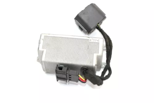 VW Passat 3C Steuergerät Wechselrichter 230V Anschluß Stecker 3C0907155 (141269)