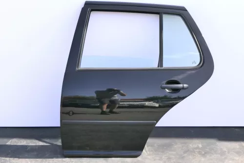 VW Golf 4 Limousine Limo Tür hinten links schwarz LC9Z metallic met (KEINkombi)
