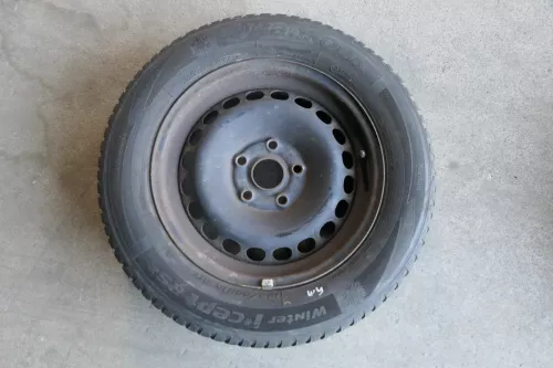 Audi A4 8E A6 4B 195/65 R15 91T Winterreifen M&S Reifen Felgen 5-6mm (141754)