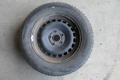 Audi A4 8E A6 4B 195/65 R15 91T Winterreifen M&S Reifen Felgen 5-6mm  (141754)