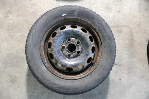 VW Sharan 7M Alhambra Winterreifen M&S Reifen Felgen 195/65 R15 95T  XL 6mm (141767)