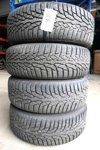 VW Golf 6 Caddy 2K 195/65 R15 91T Winterreifen M+S Felgen Reifen M&S ca.6-7mm X (141772)