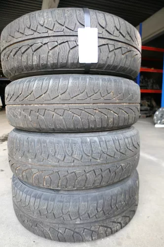 4x VW Golf 4 Bora 195/65 R15 91T Winterreifen M+S Reifen 6jx15H2 ET38 ca. 4-5mm (141774)