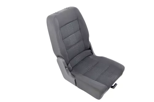 VW Touran Sitz hinten rechts (hintern Beifahrersitz) Rücksitz Isofix (141813)