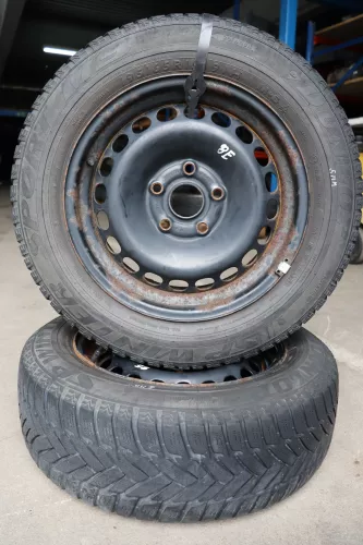 2x Audi A4 8E A6 4B 195/65 R15 91H Winterreifen M&S Reifen Felgen 5mm  (142020)