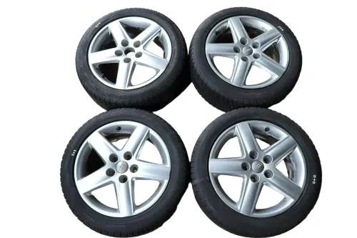 Audi A6 4F Alufelgen Winterreifen Reifen Felgen 225/50 R17 98H 4F0601025AF 3-5mm