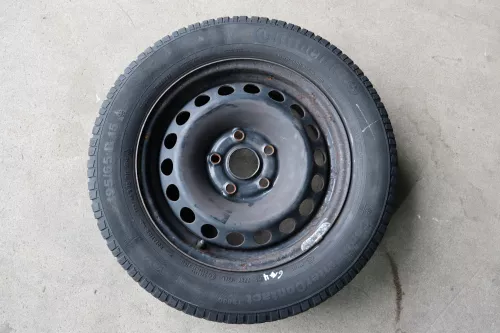 VW Golf 6 Touran 1T 195/65 R15 91T Winterreifen M+S Felgen Reifen M&S ca. 4-8mm  (142209)