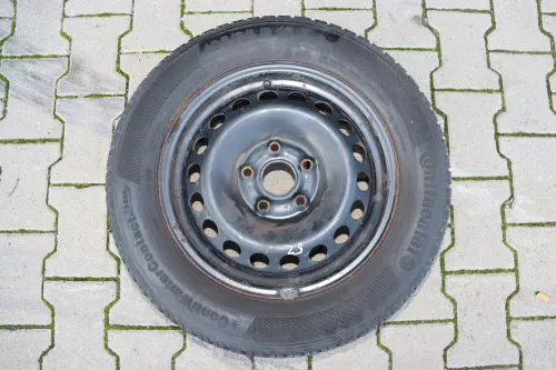 VW Golf 6 Touran 1T 195/65 R15 91T Winterreifen M+S Felgen Reifen M&S ca.3-6mm (142232)