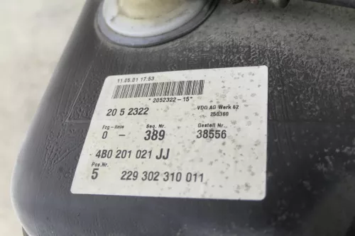 Aud A6 4B Tank Dieseltank Kraftstofftank Kraftstoffbehälter Behälter 4B0201021JJ (142346)