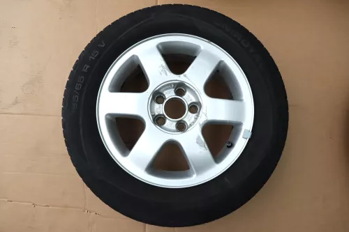 Audi A3 8L Alufelgen Reifen Felgen 195/65 R15 Sommerreifen M+S 8L060125F   3-4mm (142562)