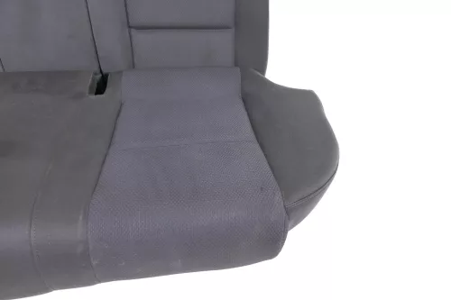 Audi A4 B6 B7 8E Sitz Rückbank Rücksitzbank hinten 3-Punkt-Gurt Armlehne (142638)