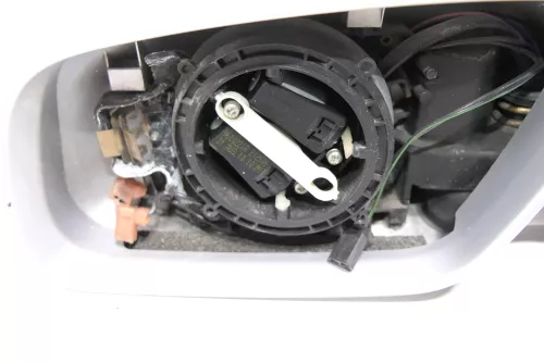 Audi A6 4B Spiegel Außenspiegel links silber LY7W elekt anklappbar  (143194)