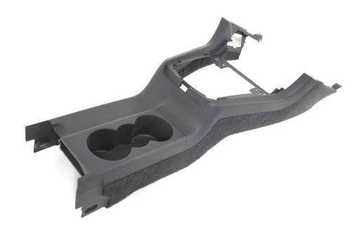 Skoda Superb 3U Mitteltunnel hinten Verkleidung um Handbremse Konsole schwarz  (143631)